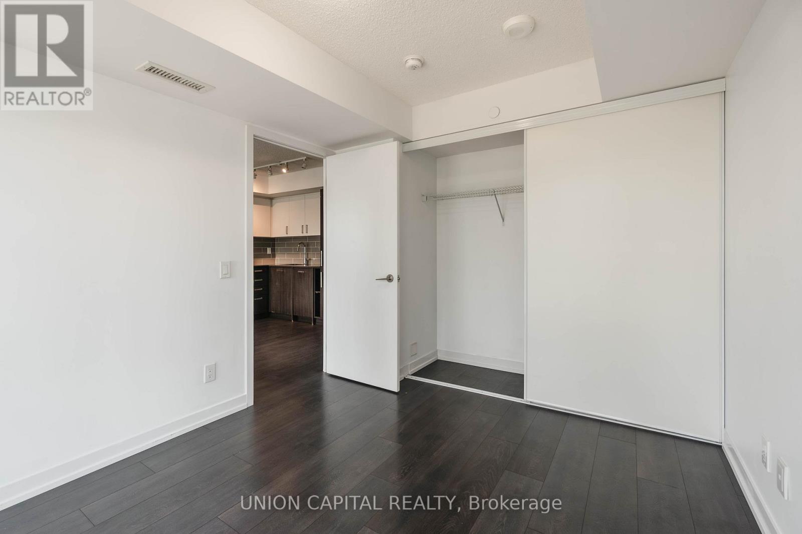 Photo 16 of 2203 125 Redpath Avenue, Toronto ON