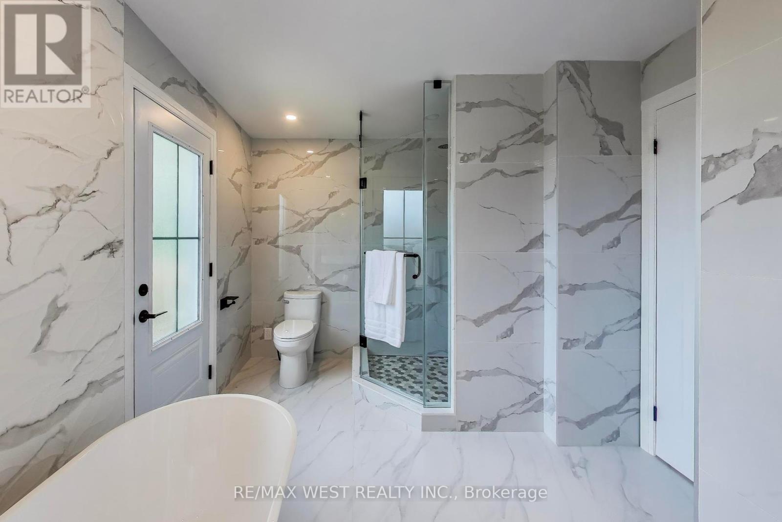 Photo 17 of 21 Rolyat Street, Toronto ON