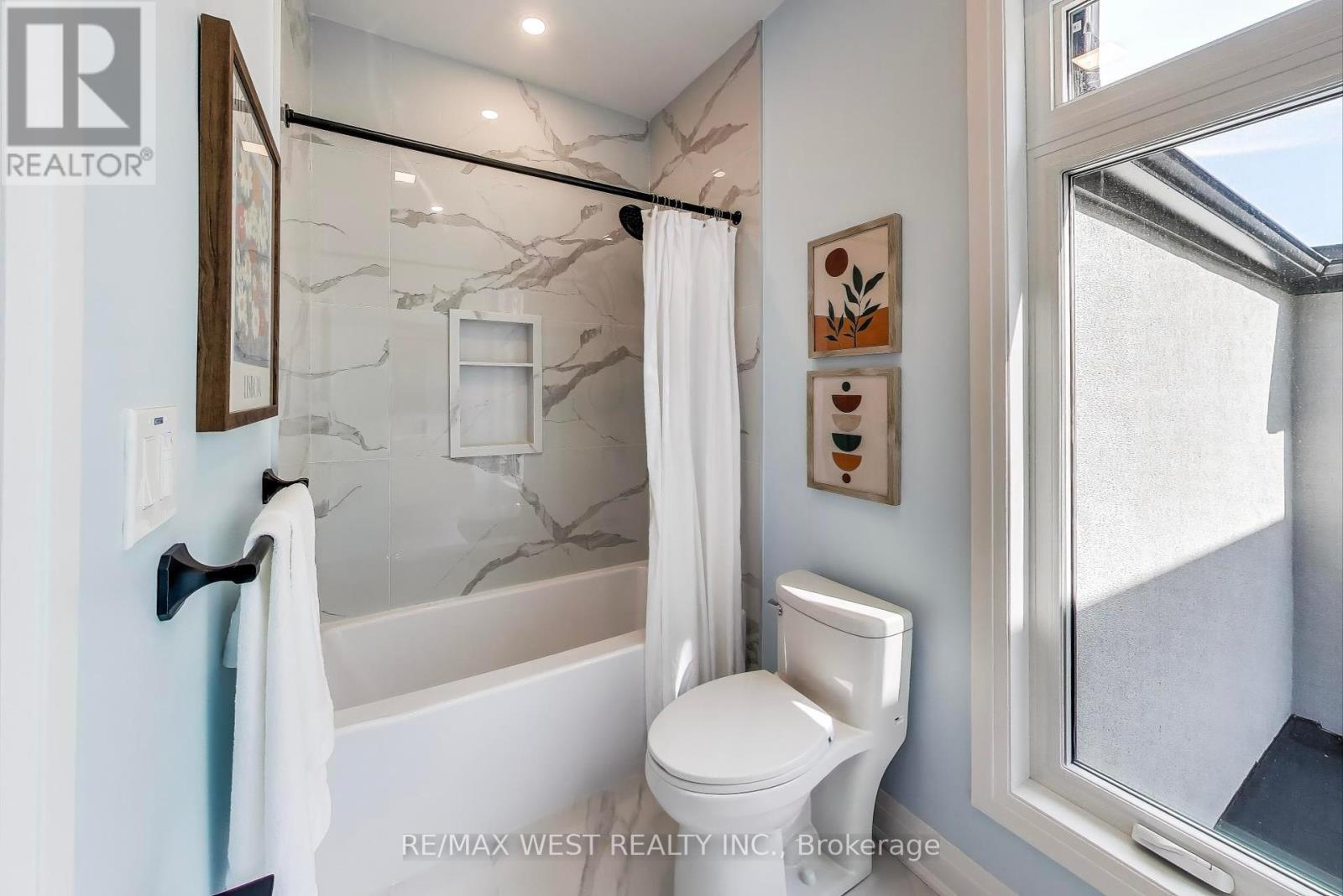 Photo 21 of 21 Rolyat Street, Toronto ON