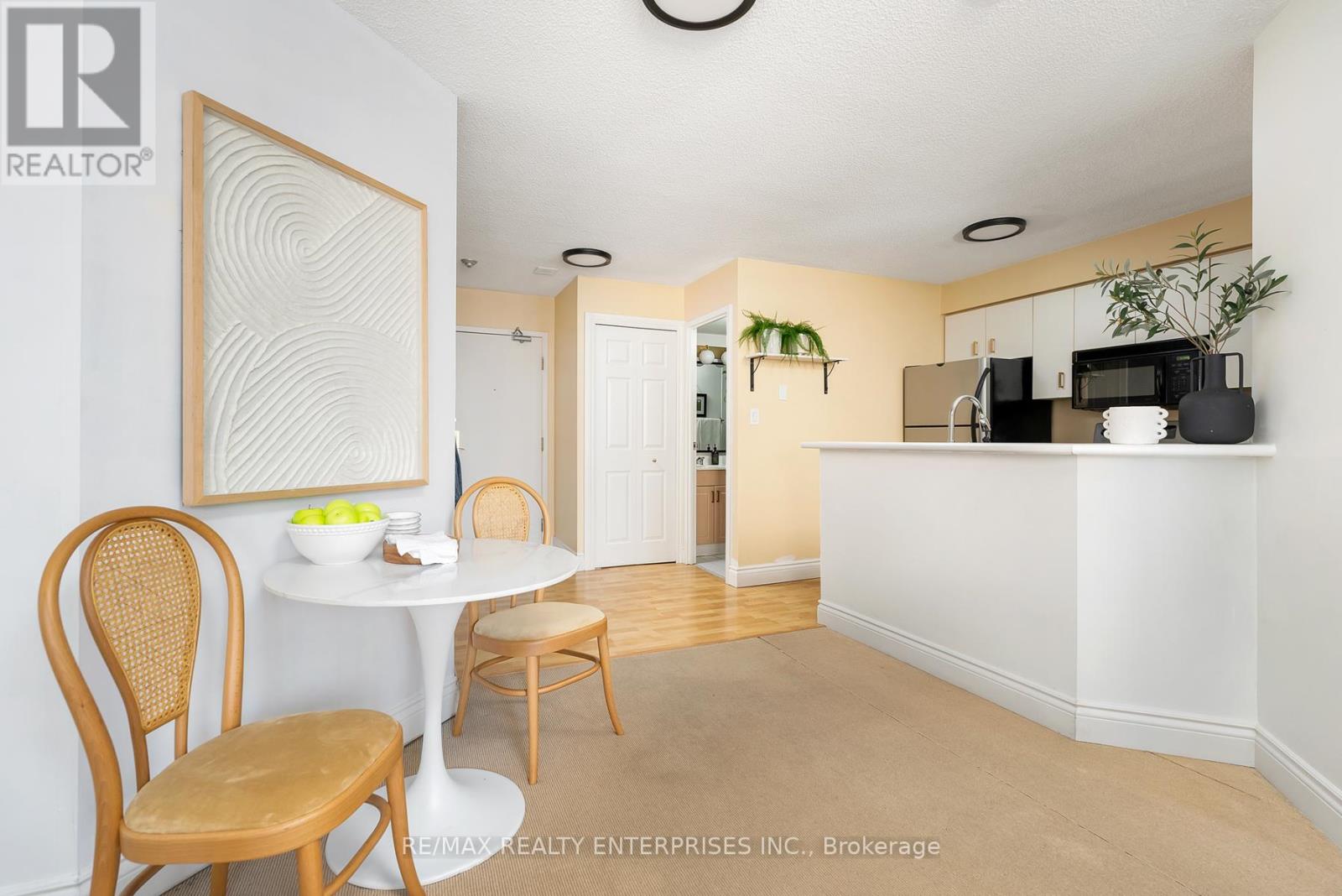 Photo 30 of 610 25 Grenville Street, Toronto ON