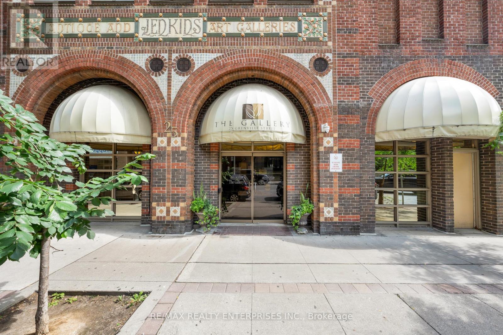 Photo 13 of 610 25 Grenville Street, Toronto ON