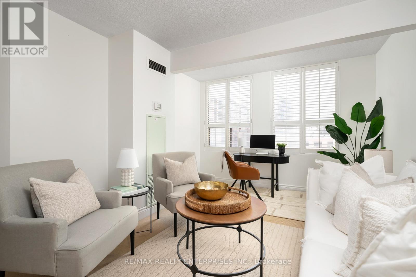 Photo 12 of 610 25 Grenville Street, Toronto ON