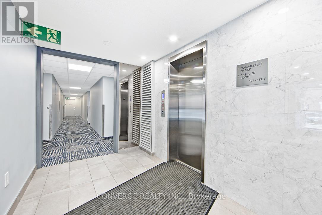 Photo 3 of 406 4062 Lawrence Avenue, Toronto ON