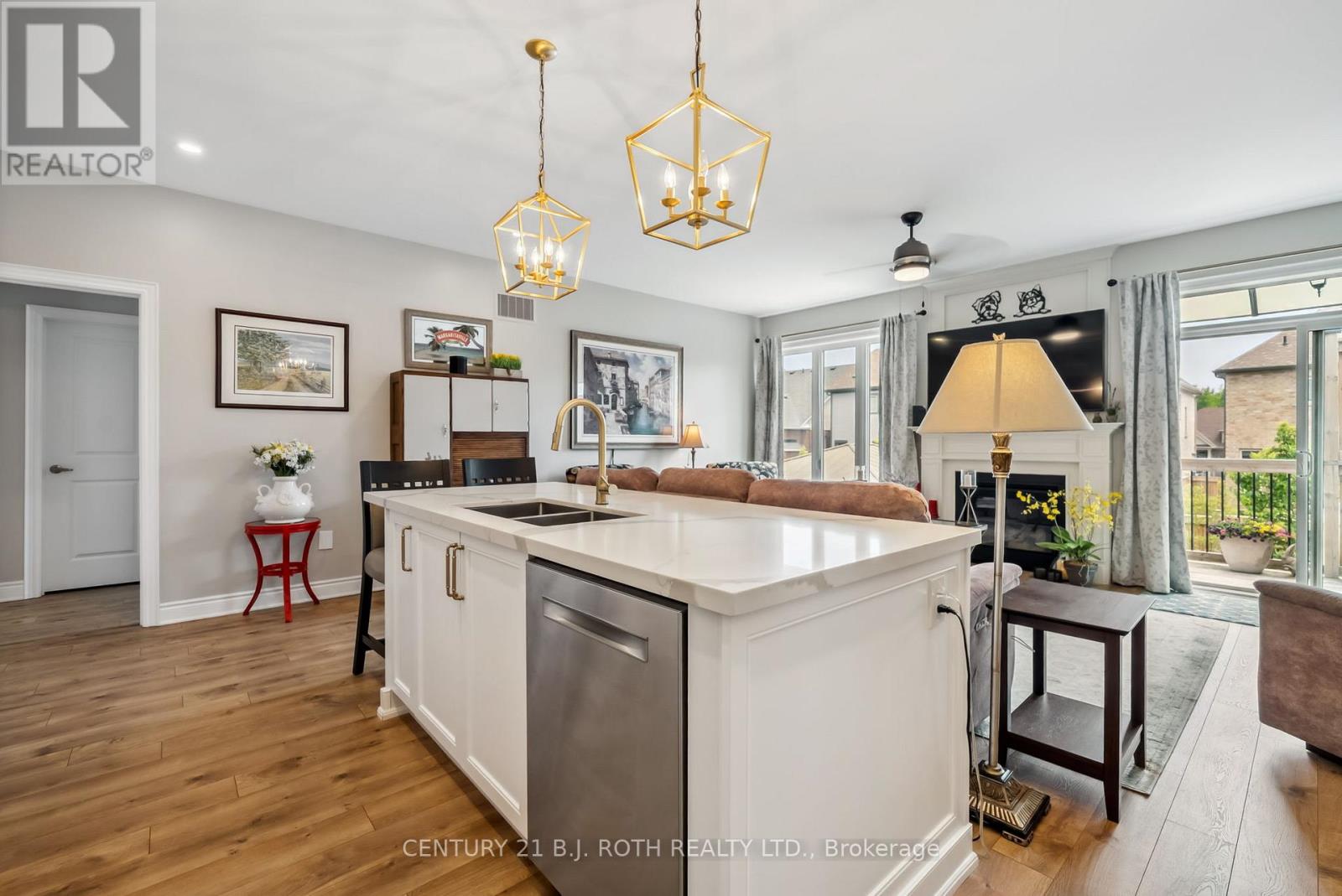 Photo 19 of 40 Glenhaven Court, Scugog ON