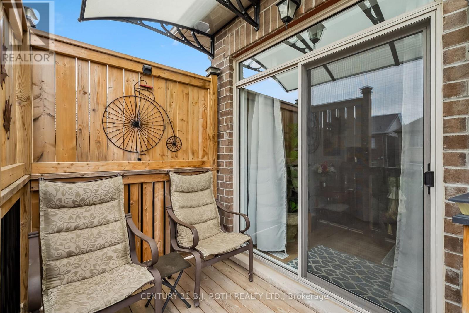 Photo 31 of 40 Glenhaven Court, Scugog ON