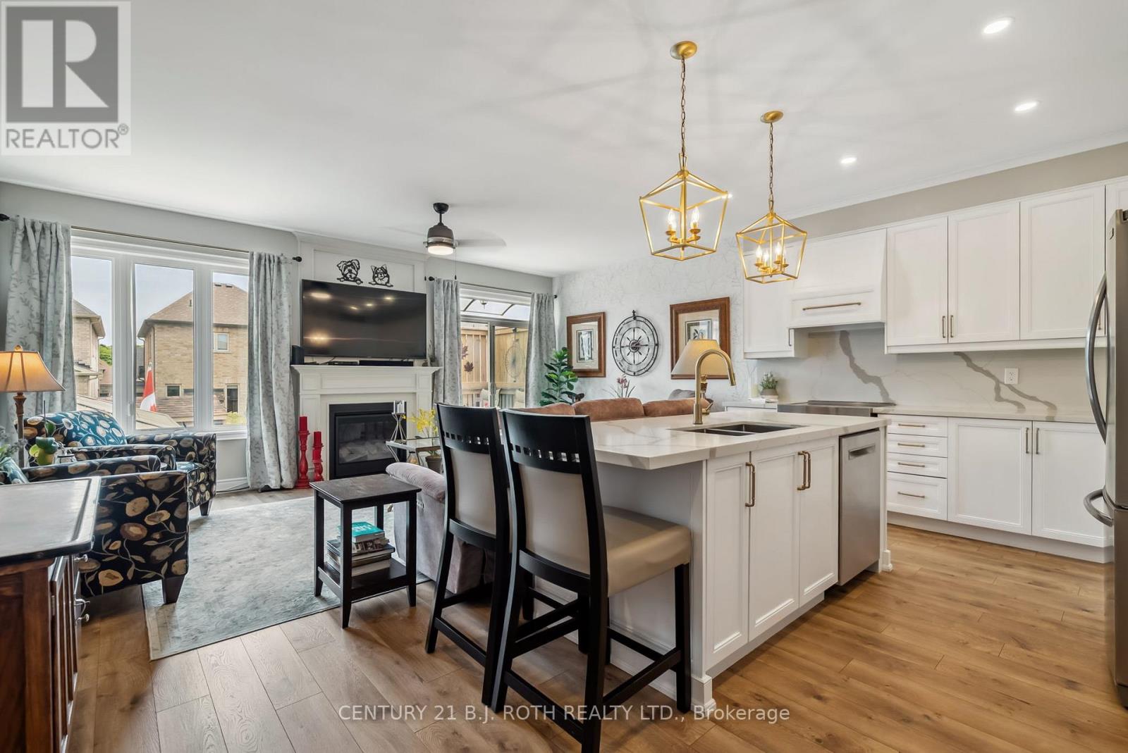 Photo 17 of 40 Glenhaven Court, Scugog ON