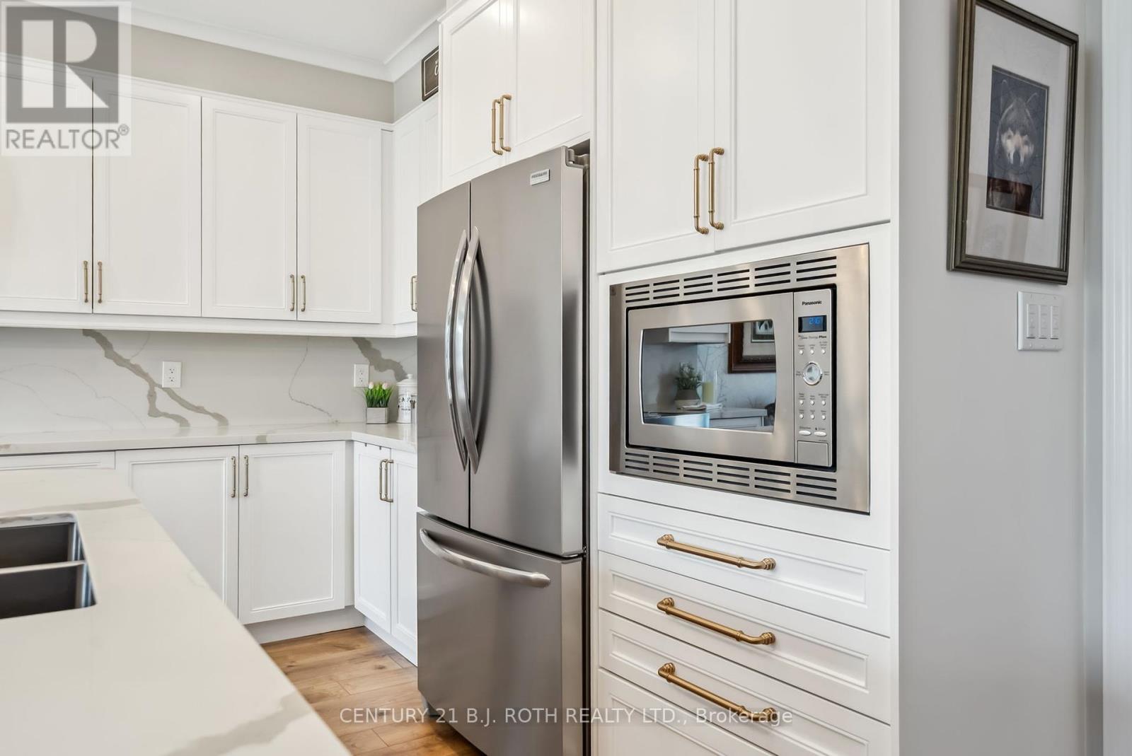 Photo 13 of 40 Glenhaven Court, Scugog ON