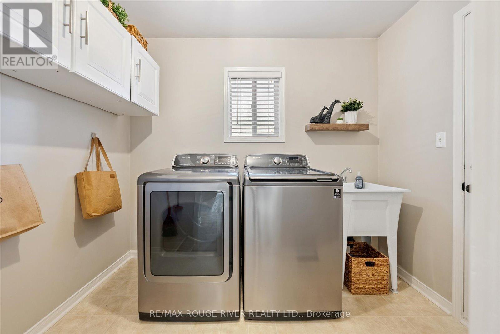Photo 20 of 19 Gilchrist Court, Whitby ON