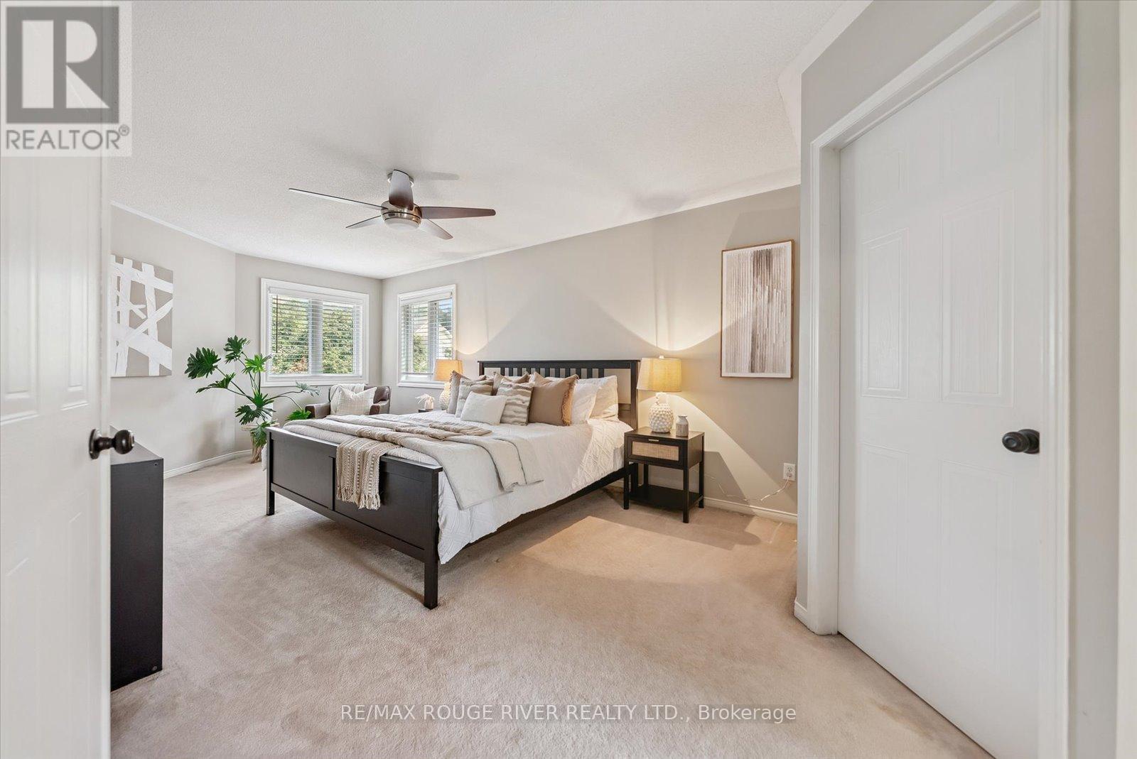 Photo 24 of 19 Gilchrist Court, Whitby ON