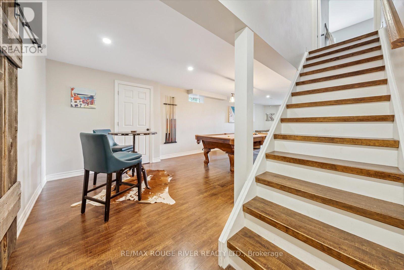 Photo 33 of 19 Gilchrist Court, Whitby ON