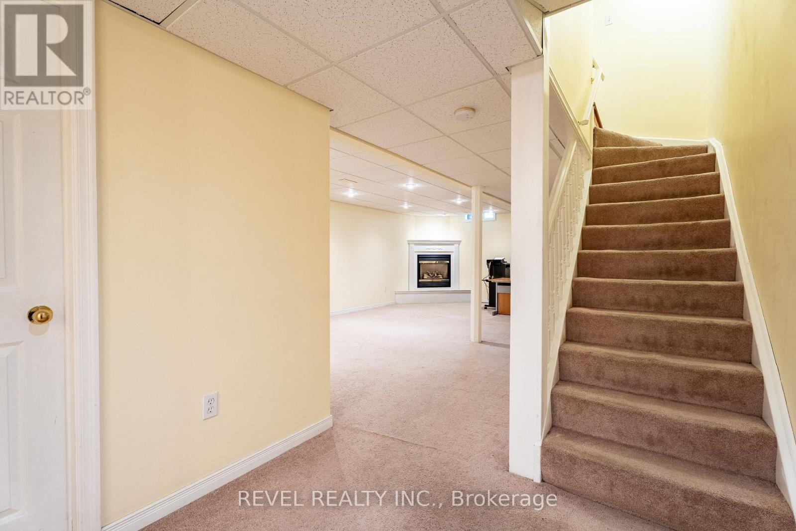 Photo 41 of 117 Apple Blossom Boulevard, Clarington ON