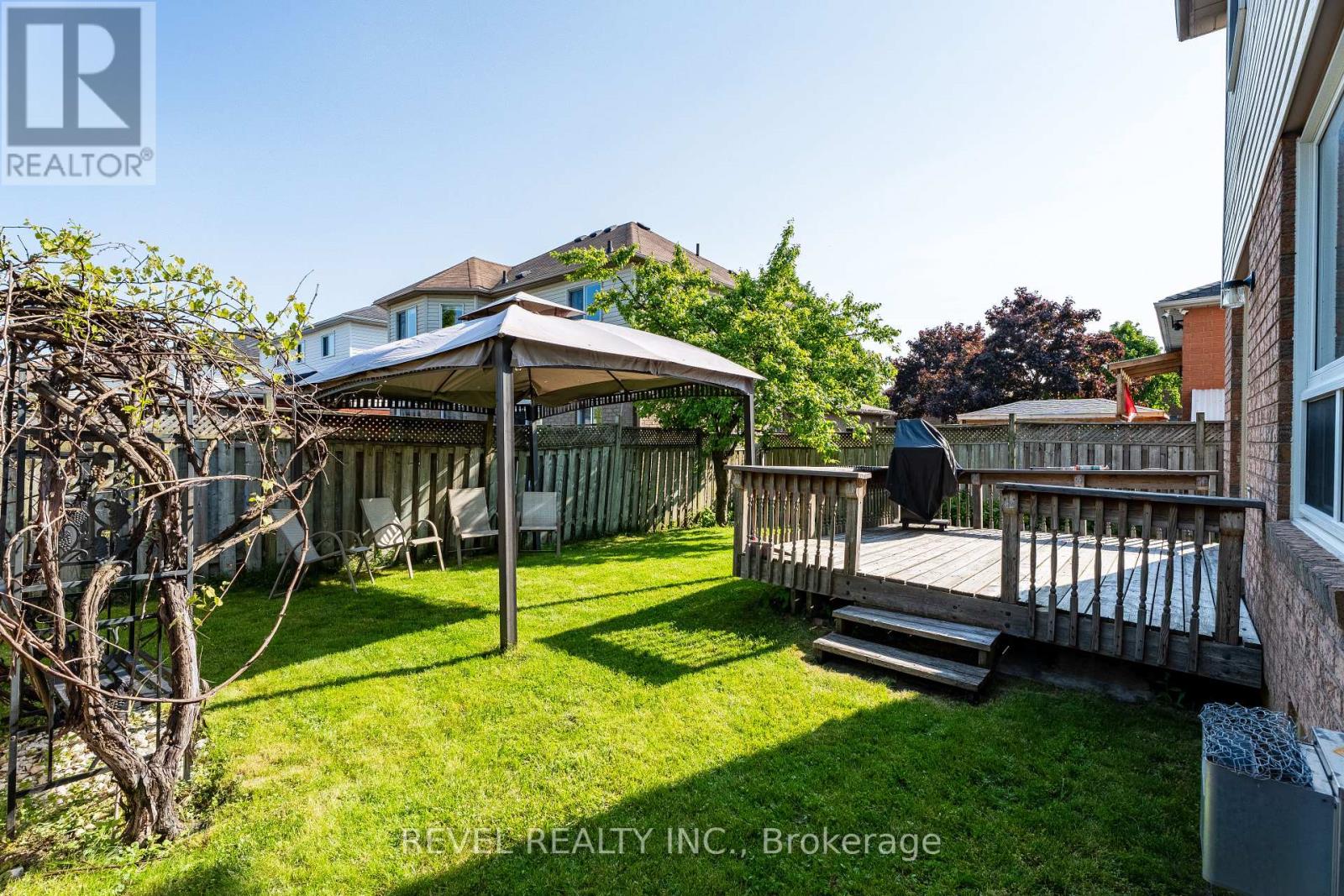 Photo 45 of 117 Apple Blossom Boulevard, Clarington ON