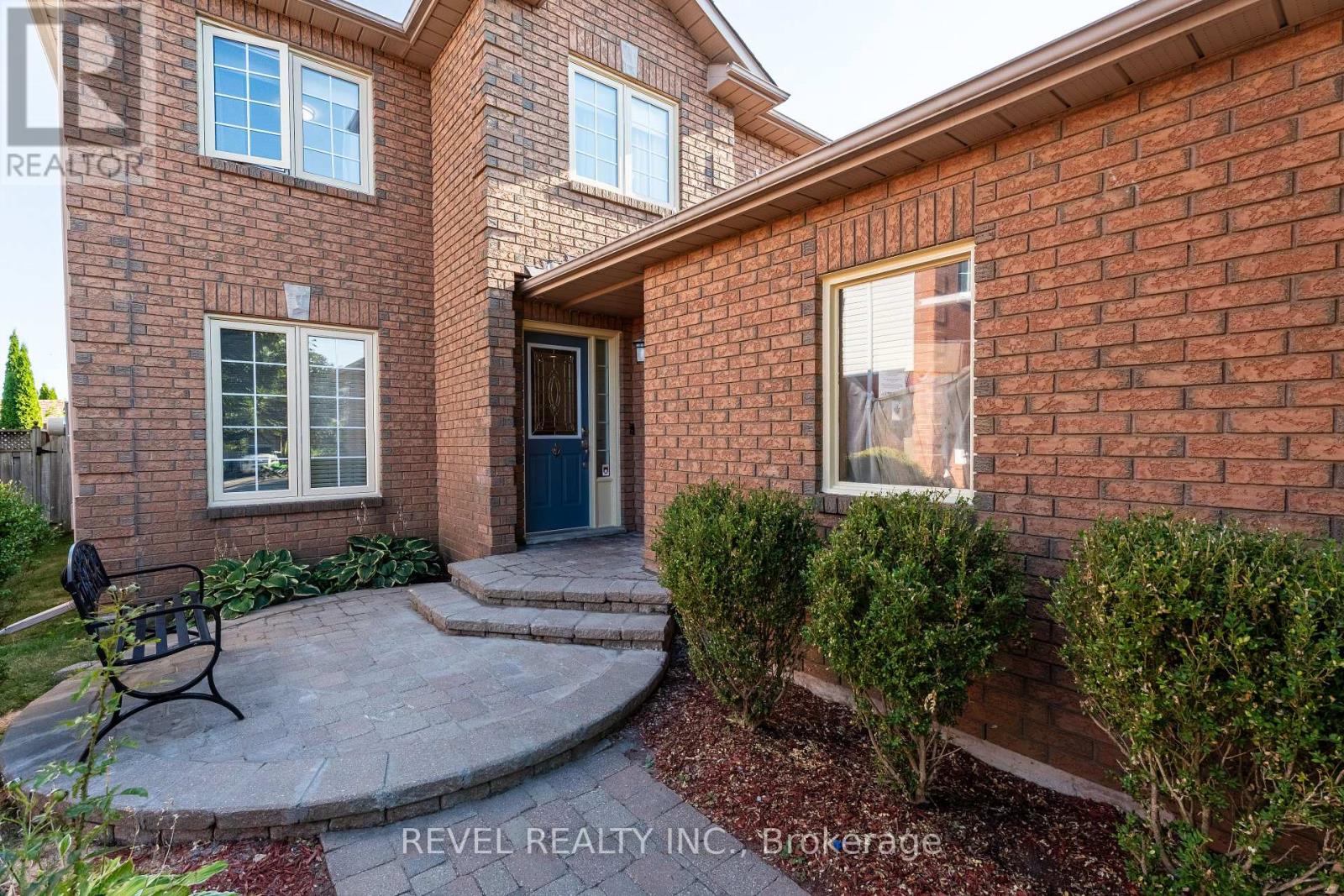 Photo 46 of 117 Apple Blossom Boulevard, Clarington ON