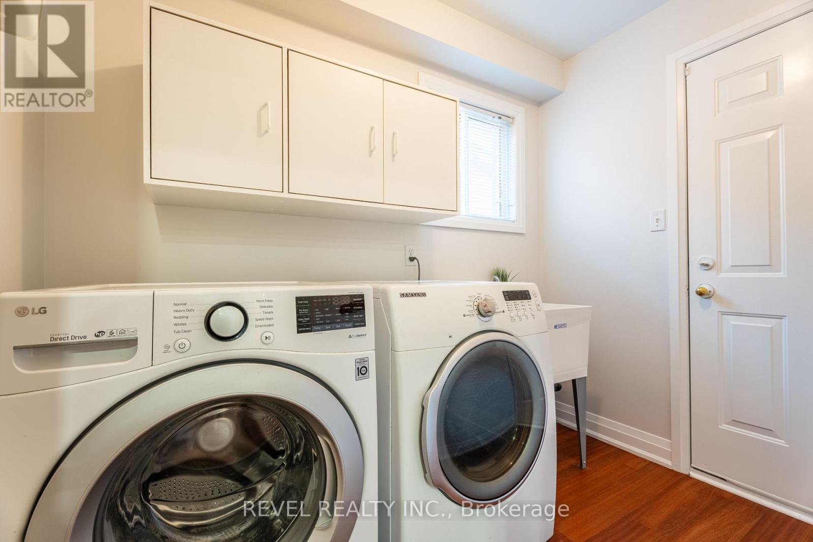 Photo 49 of 117 Apple Blossom Boulevard, Clarington ON