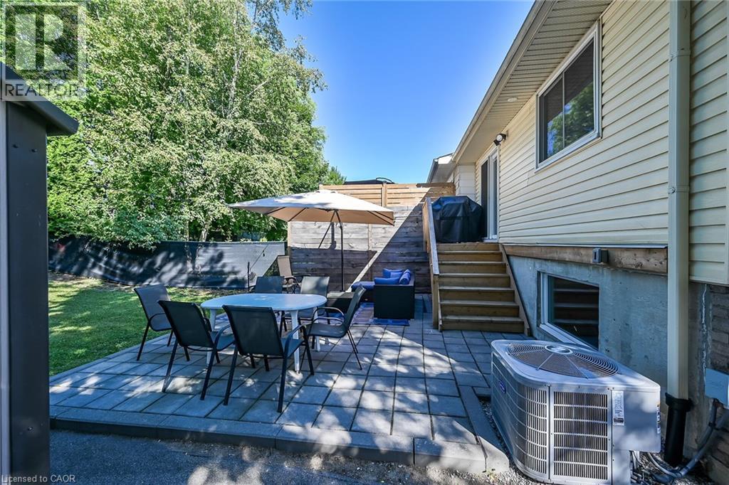 Photo 30 of 158 Wendover Drive, Hamilton ON