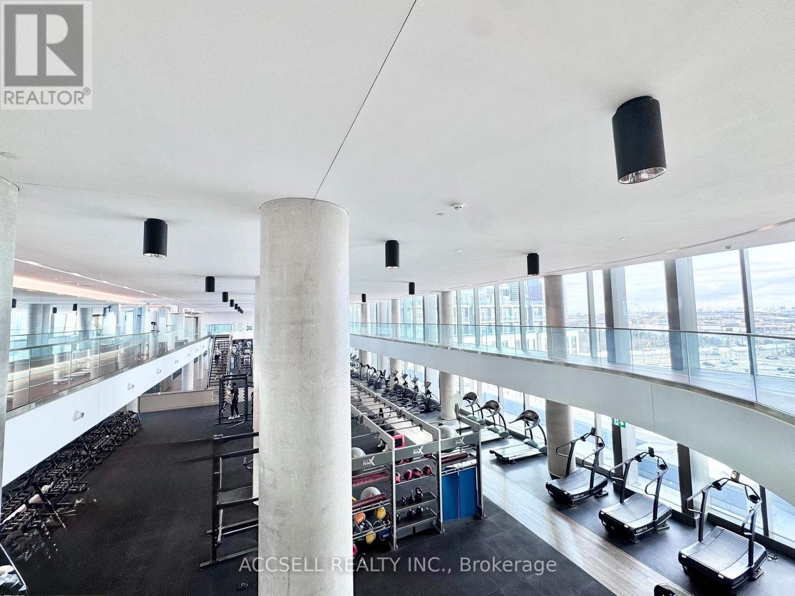 Photo 16 of W 3702 185 Millway Avenue, Vaughan ON