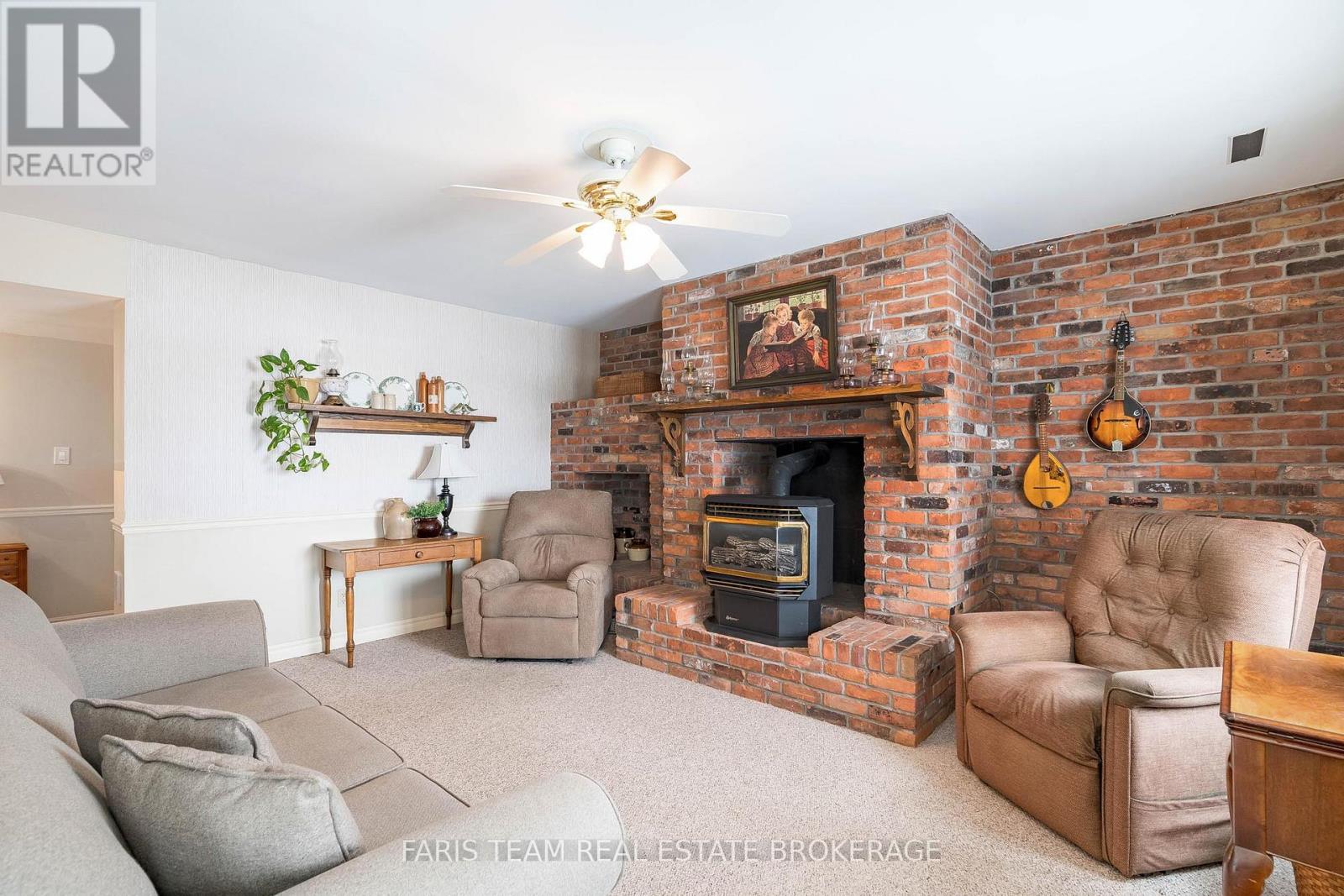 Photo 36 of 238 Robins Point Road, Tay ON