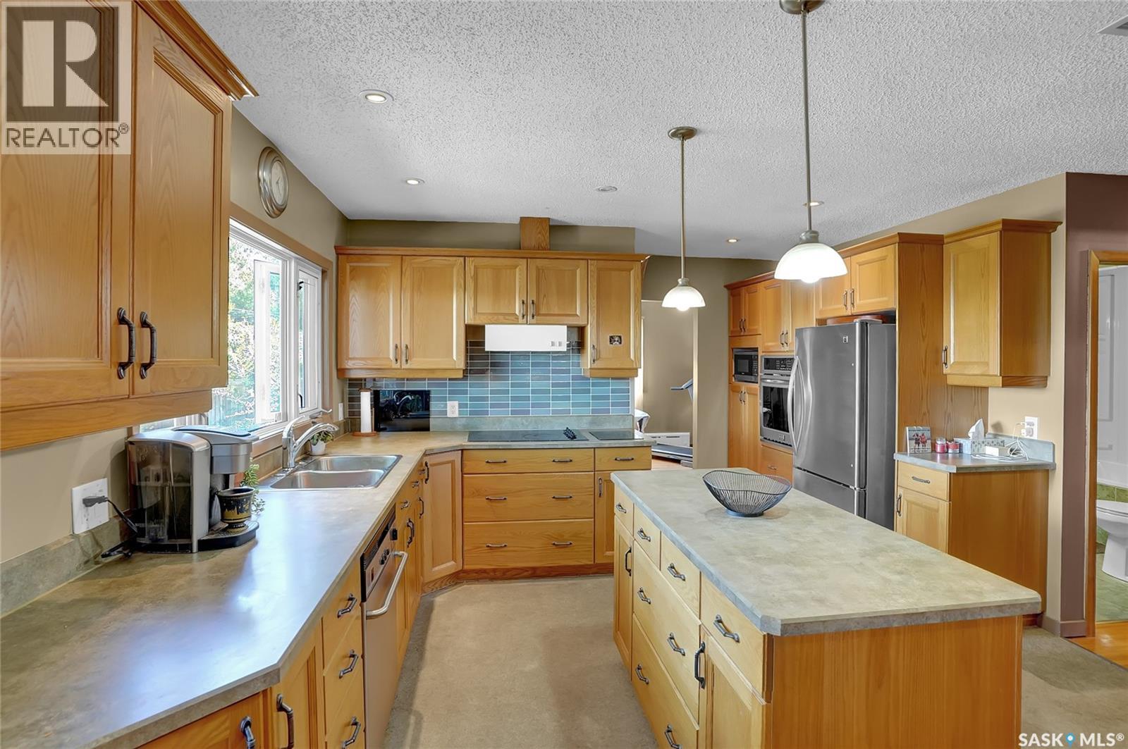 Photo 16 of 3212 Larche Crescent, Regina SK