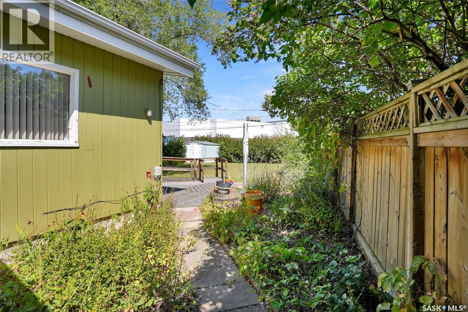 Photo 11 of 3212 Larche Crescent, Regina SK
