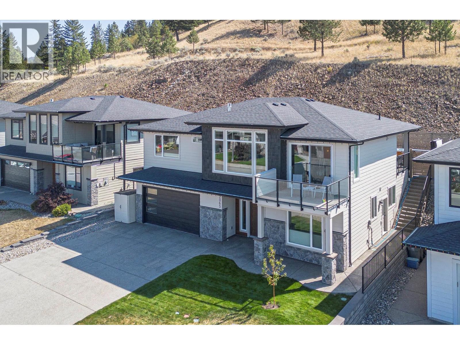 Photo 9 of 2065 Galore Crescent, Kamloops BC