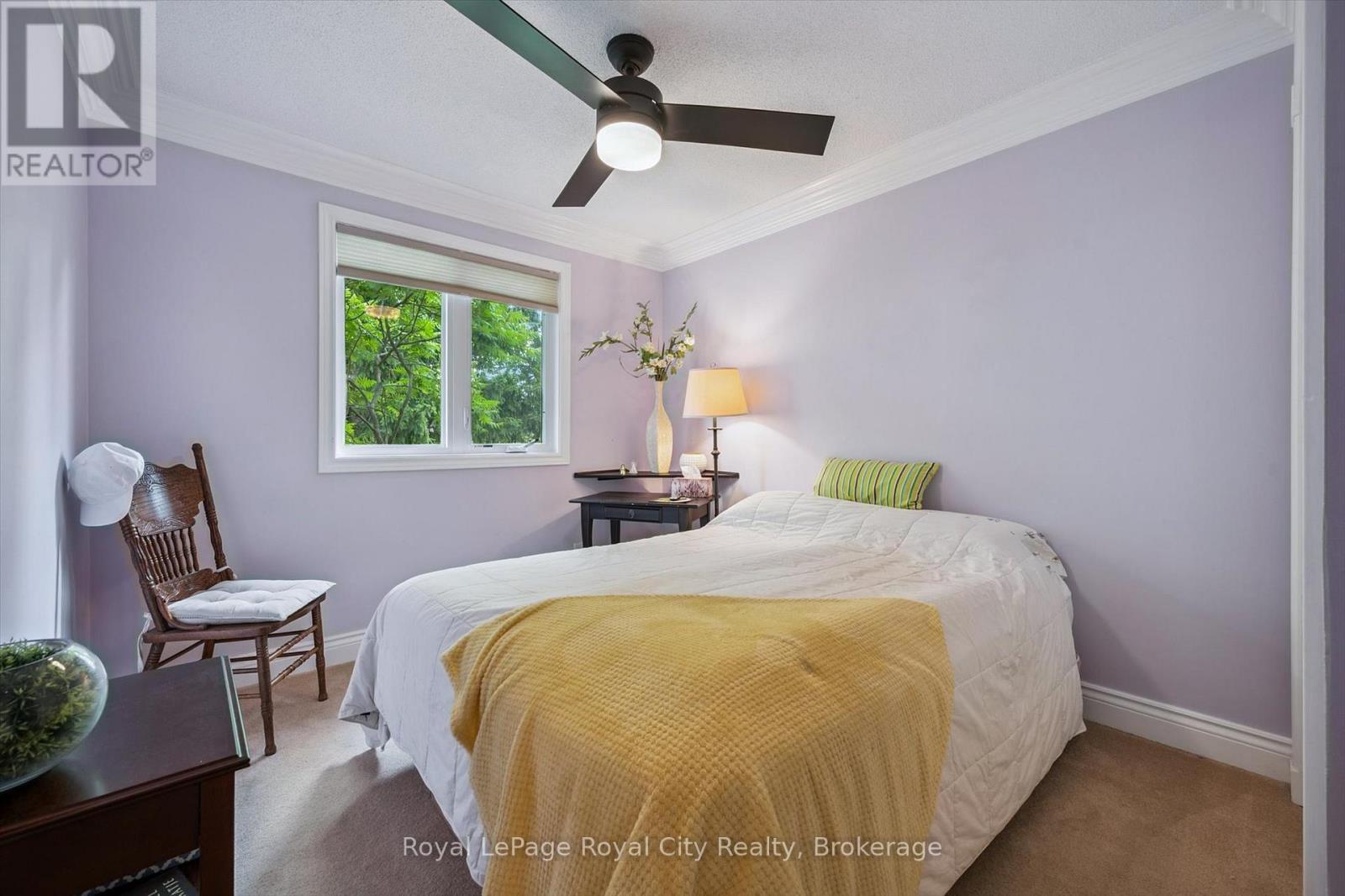 Photo 5 of 9 Dunhill Crescent, Guelph ON