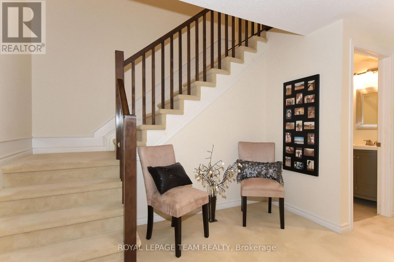 Photo 22 of 181 Oxford Street W, North Grenville ON