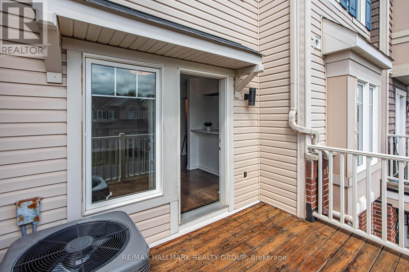 Photo 19 of 2427 Nutgrove Avenue, Ottawa ON