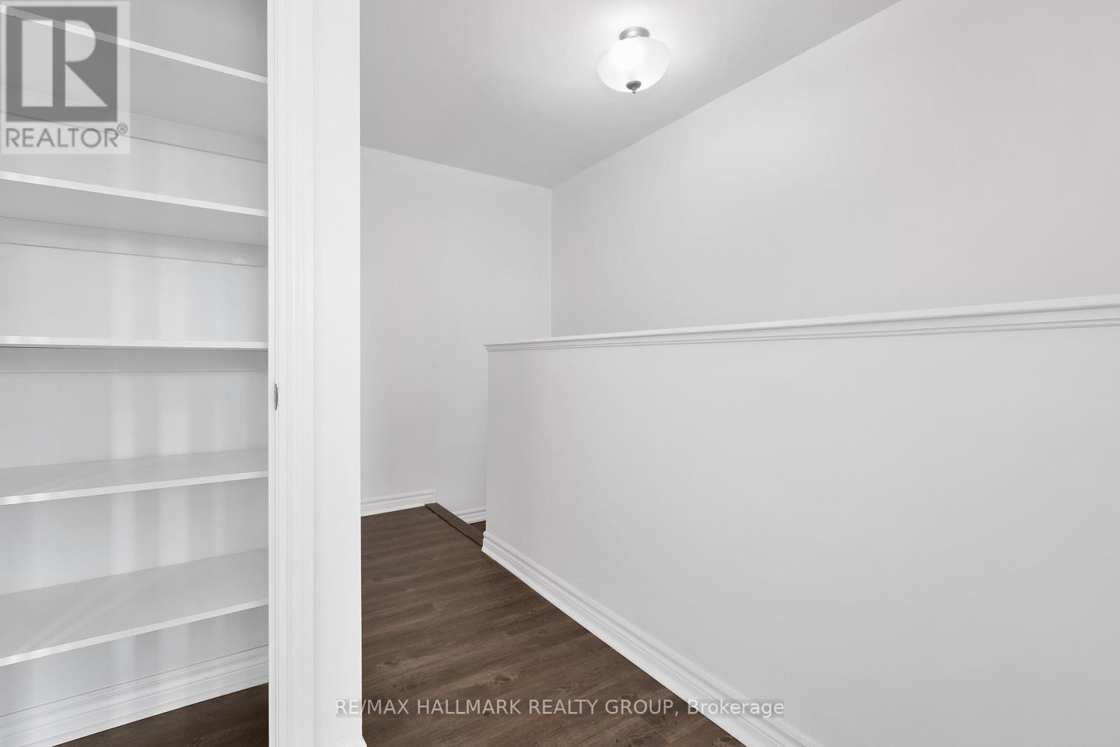Photo 20 of 2427 Nutgrove Avenue, Ottawa ON