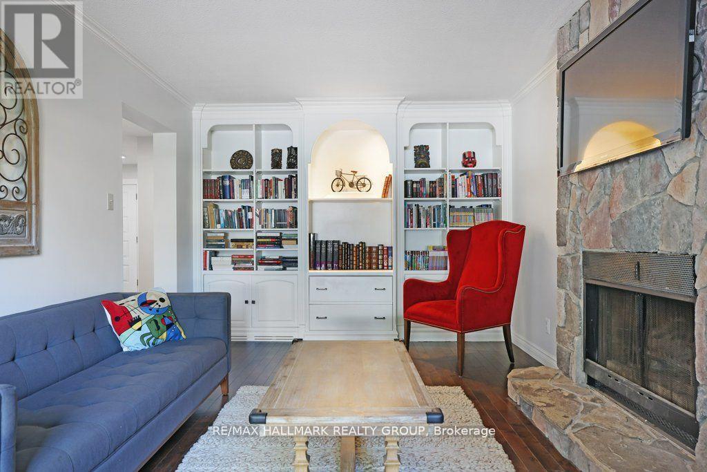 Photo 11 of 36 Drainie Drive, Ottawa ON