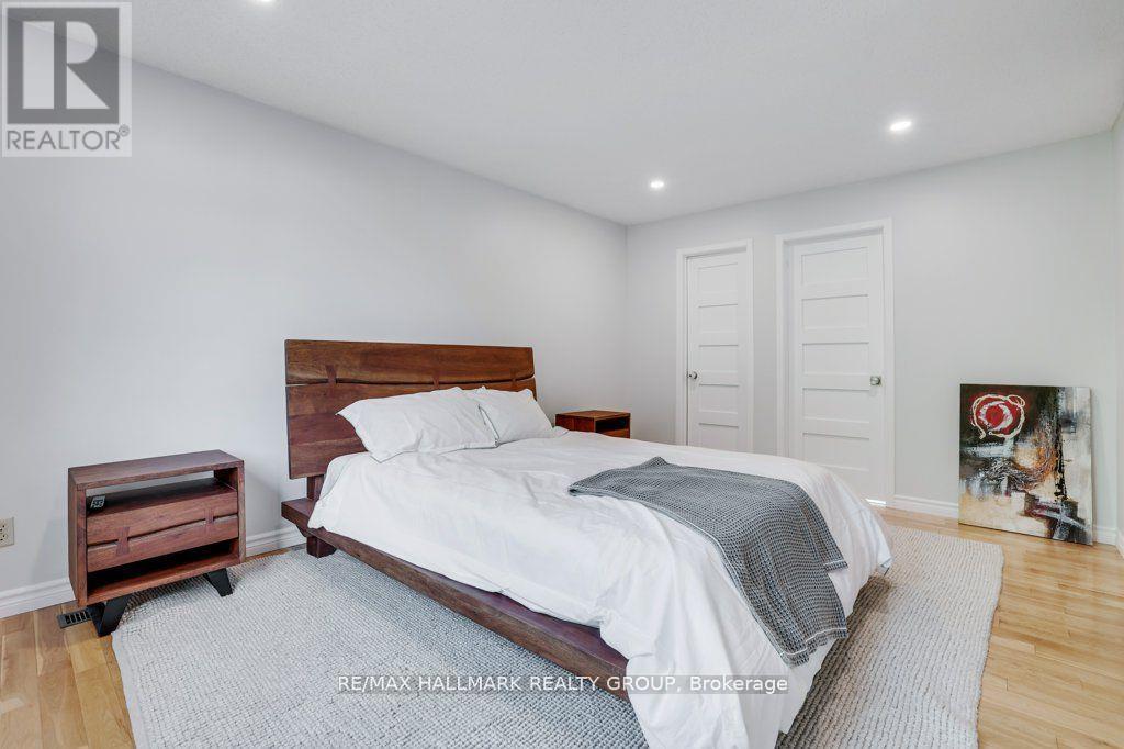 Photo 17 of 36 Drainie Drive, Ottawa ON