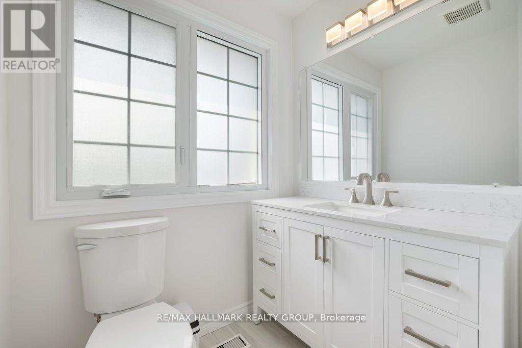 Photo 25 of 36 Drainie Drive, Ottawa ON