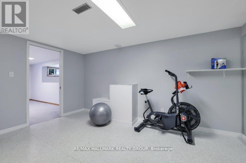 Photo 9 of 36 Drainie Drive, Ottawa ON