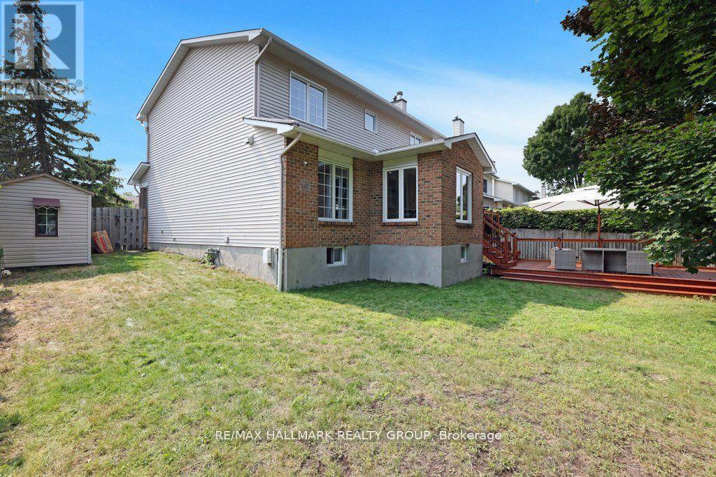Photo 15 of 36 Drainie Drive, Ottawa ON