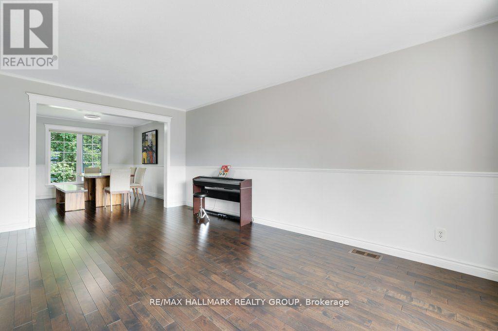 Photo 1 of 36 Drainie Drive, Ottawa ON