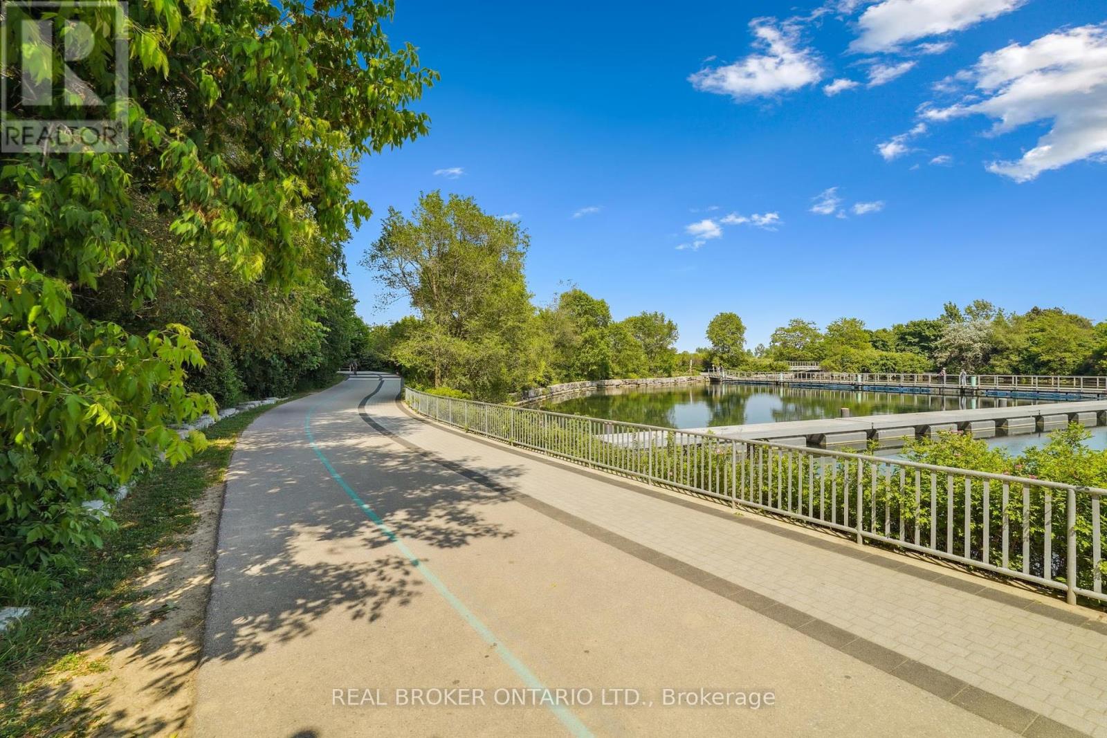 Photo 23 of 3704 33 Shore Breeze Drive, Toronto ON