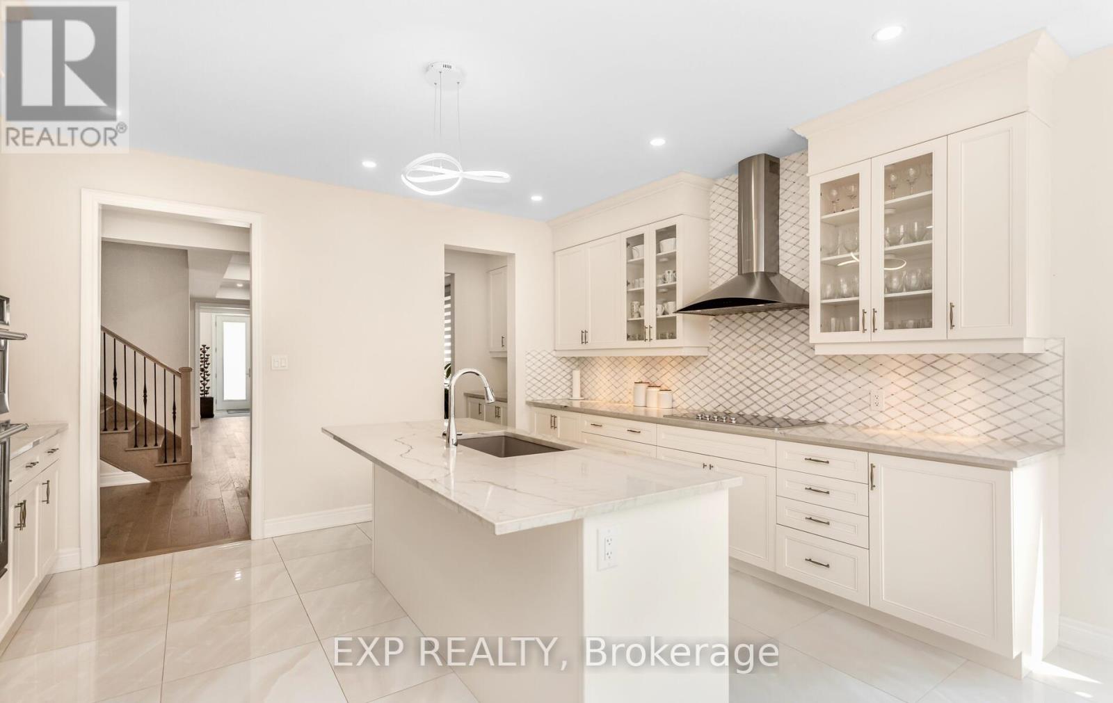Photo 13 of 40 Frost Street, Brampton ON