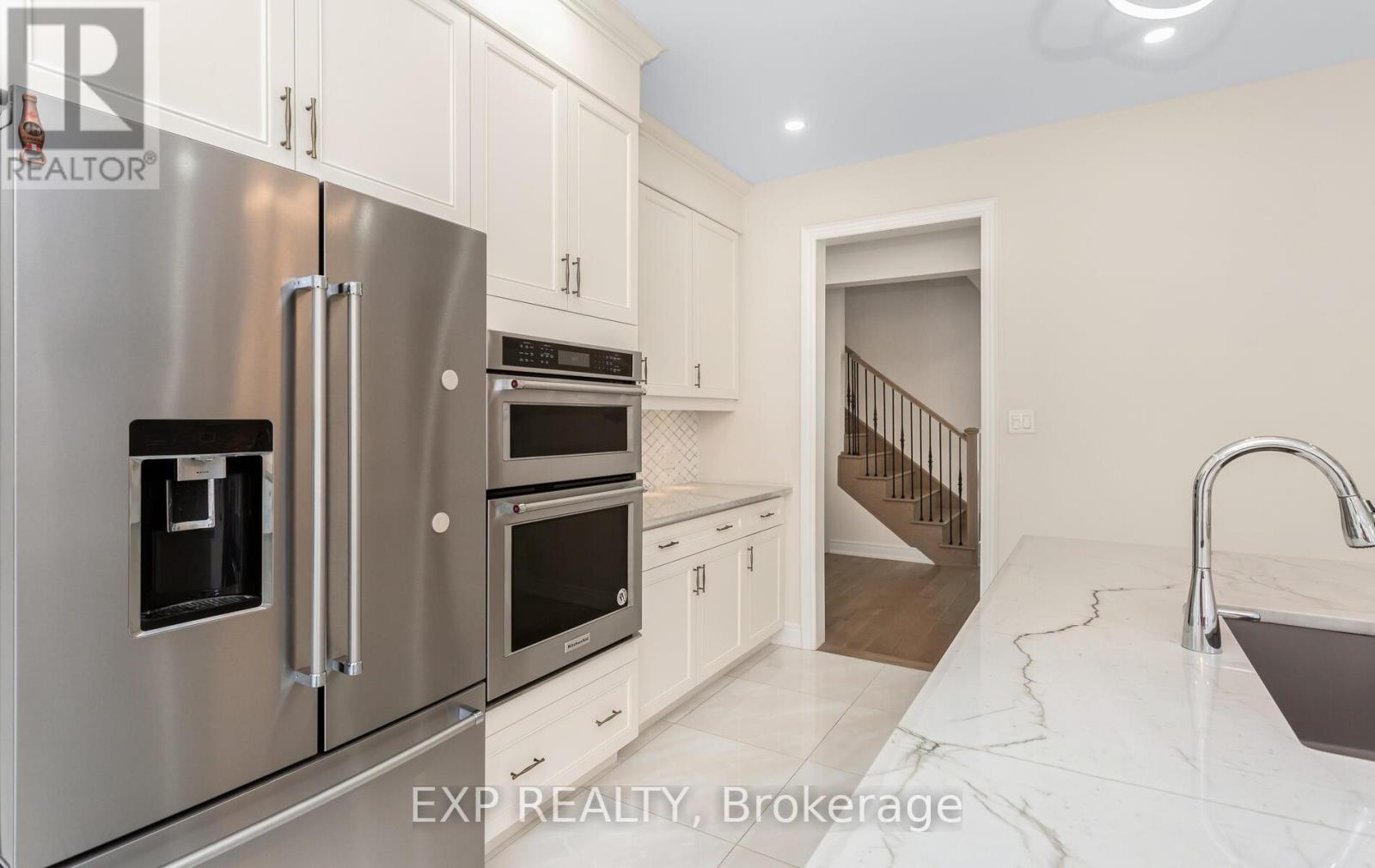 Photo 16 of 40 Frost Street, Brampton ON