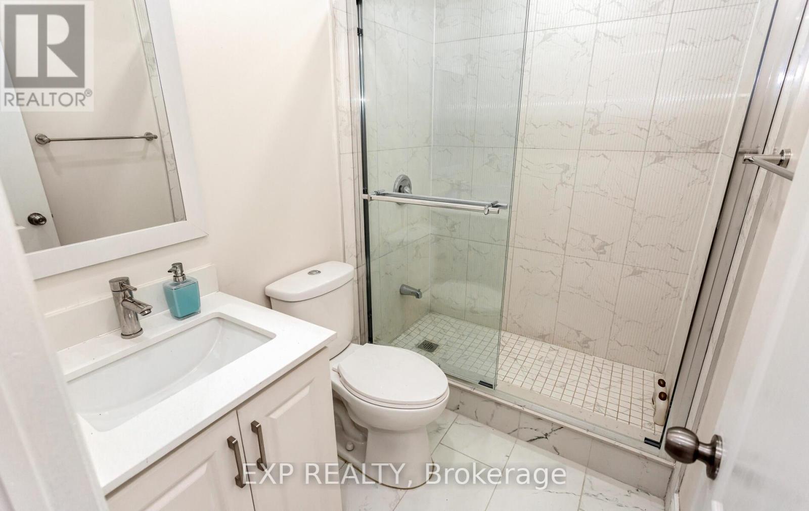 Photo 37 of 40 Frost Street, Brampton ON