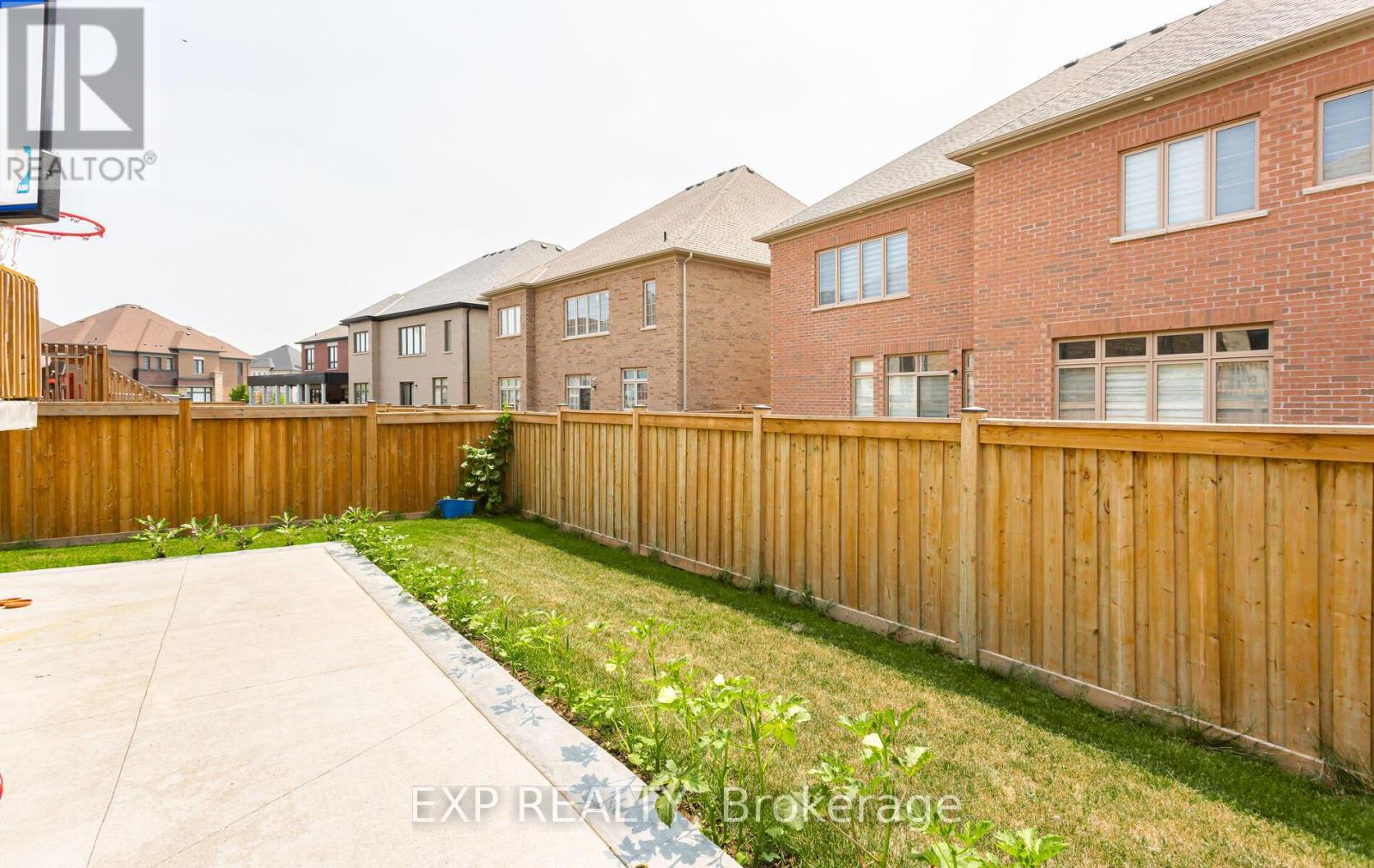 Photo 45 of 40 Frost Street, Brampton ON