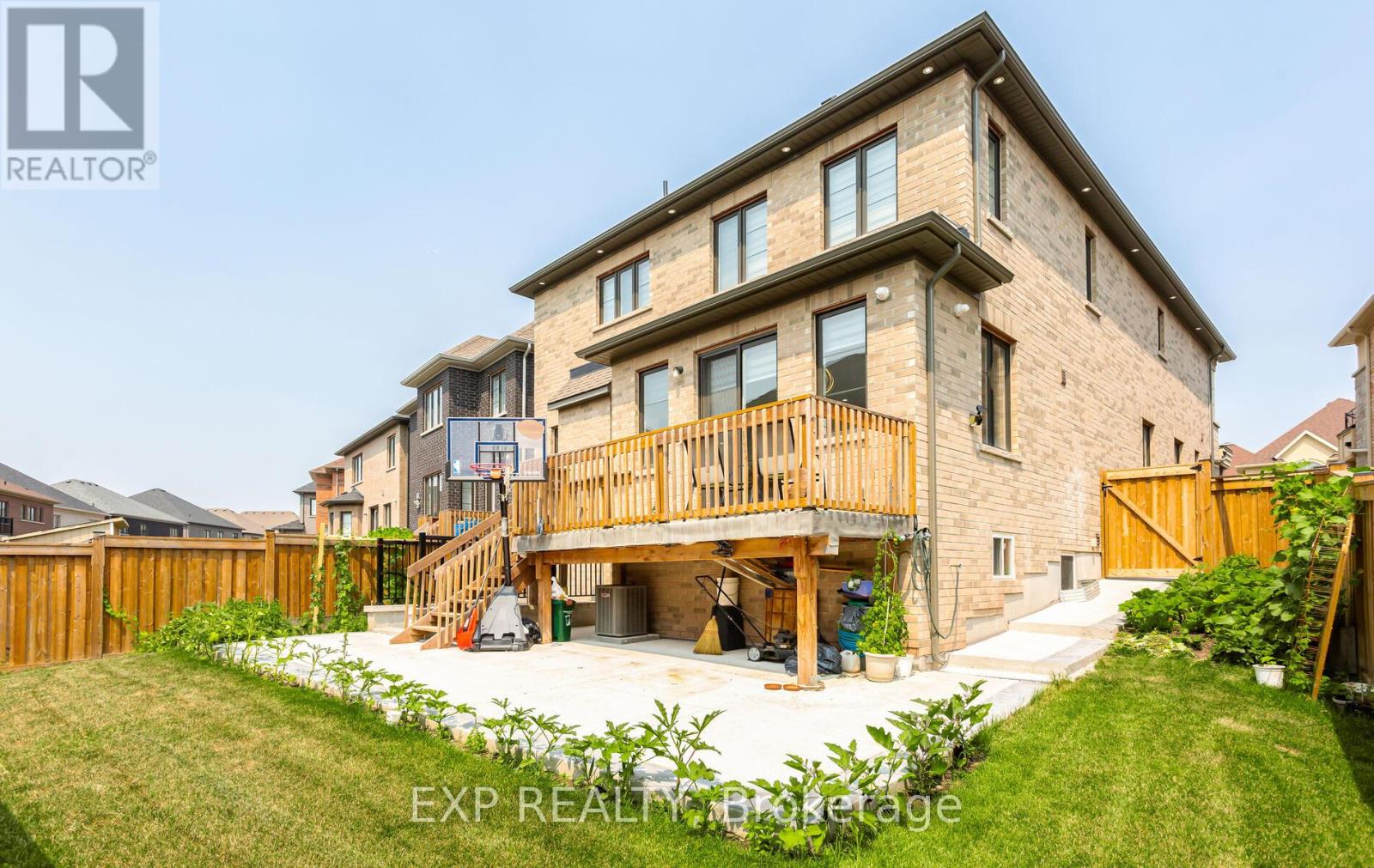 Photo 48 of 40 Frost Street, Brampton ON