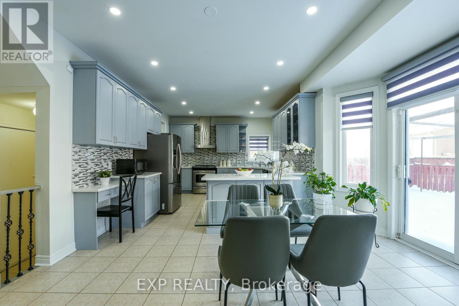 Photo 16 of 50 Northface Crescent, Brampton ON