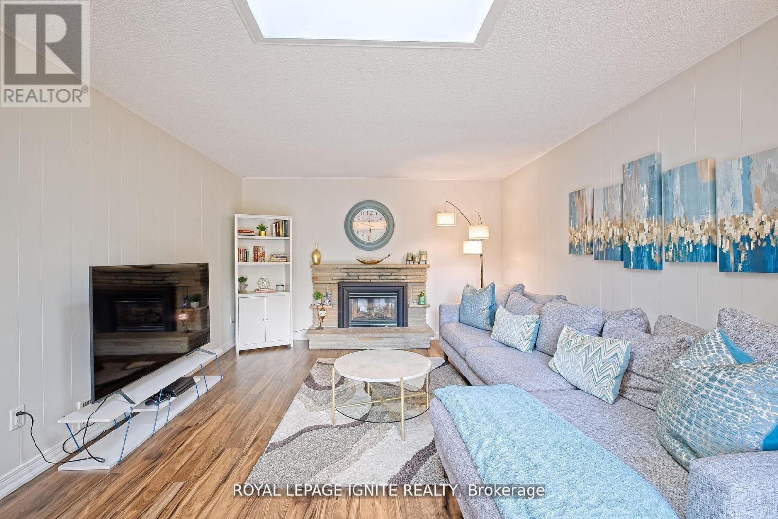 Photo 36 of 2092 Sava Crescent, Mississauga ON