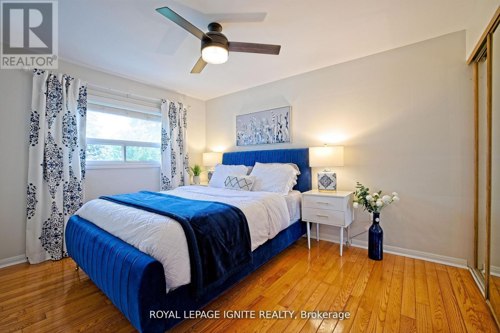 Photo 15 of 2092 Sava Crescent, Mississauga ON