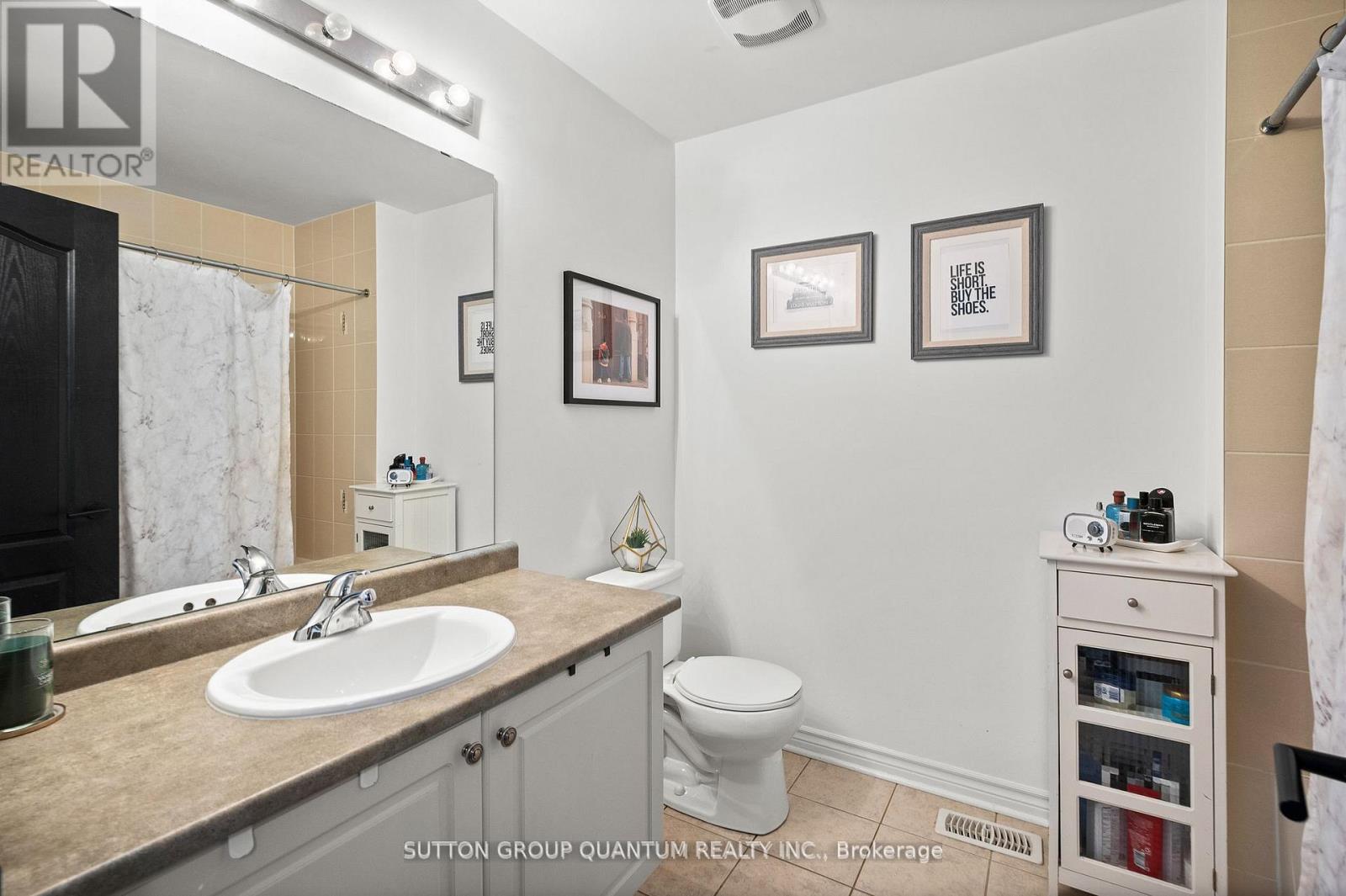 Photo 27 of 58 Blanchard Crescent, Essa ON