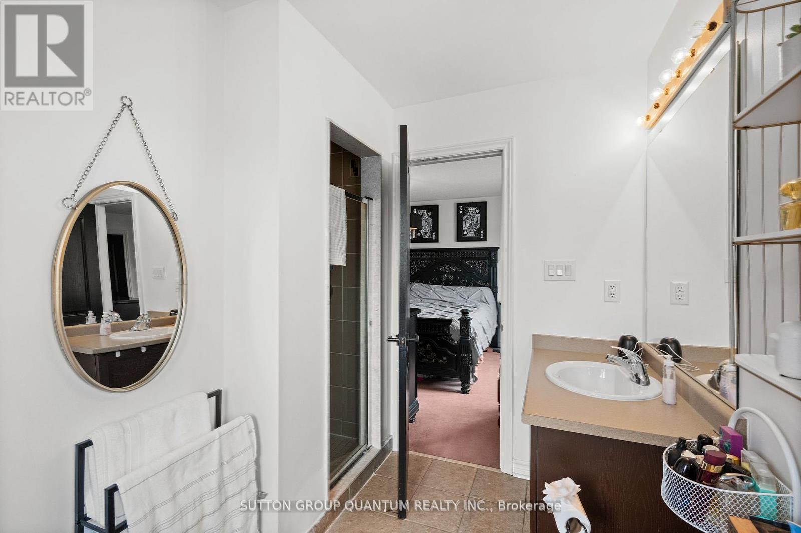 Photo 24 of 58 Blanchard Crescent, Essa ON