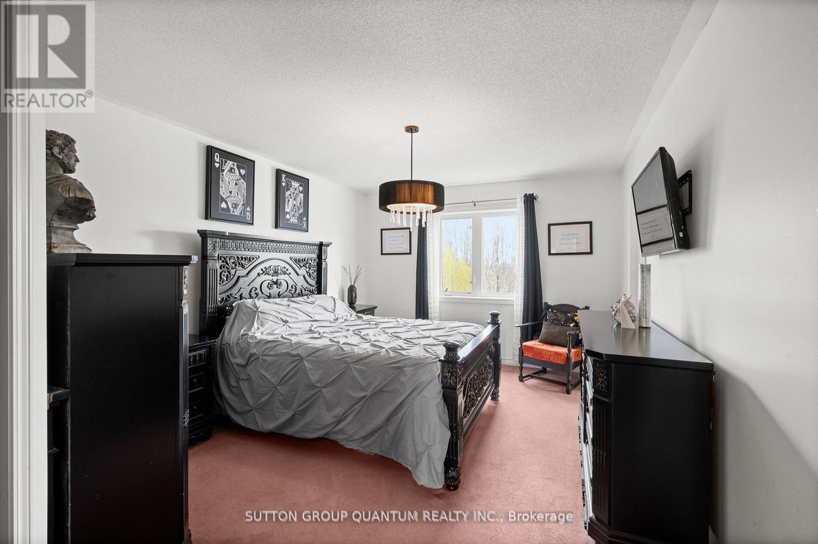 Photo 4 of 58 Blanchard Crescent, Essa ON