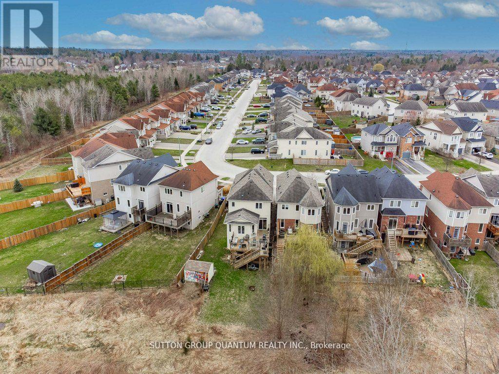 Photo 9 of 58 Blanchard Crescent, Essa ON