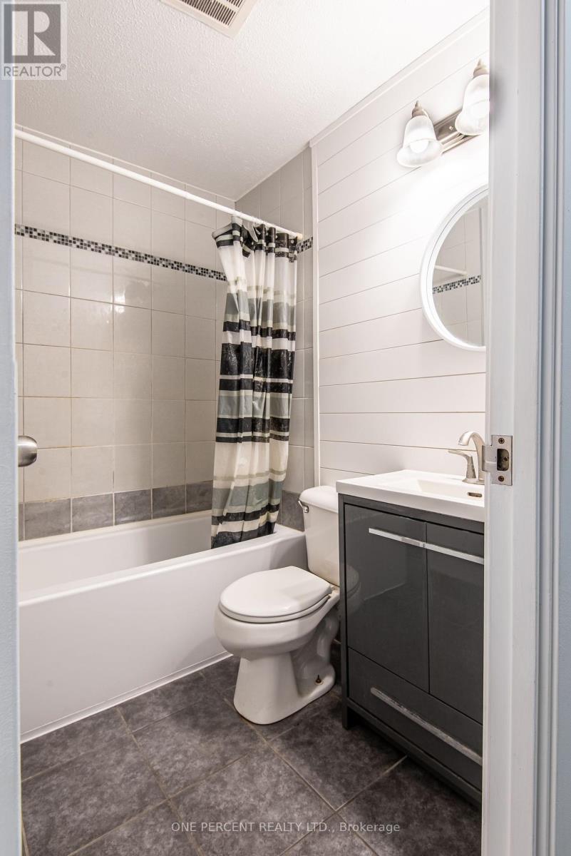Photo 18 of 230 31 Greengate Road, Guelph ON