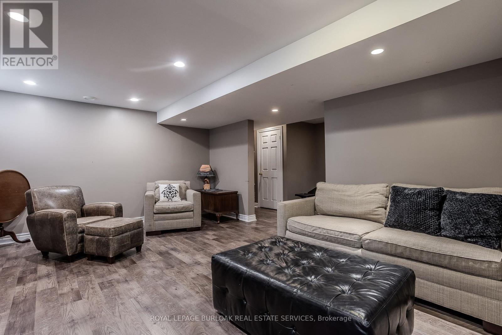 Photo 22 of 56 Farris Avenue, St Catharines ON