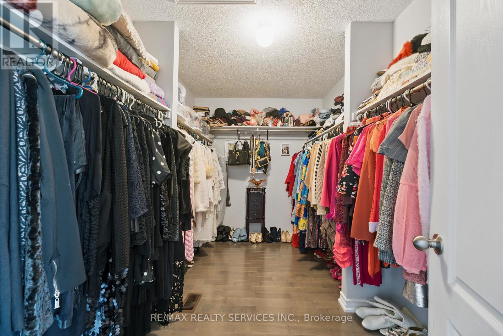 Photo 30 of 125 Morden Drive, Shelburne ON